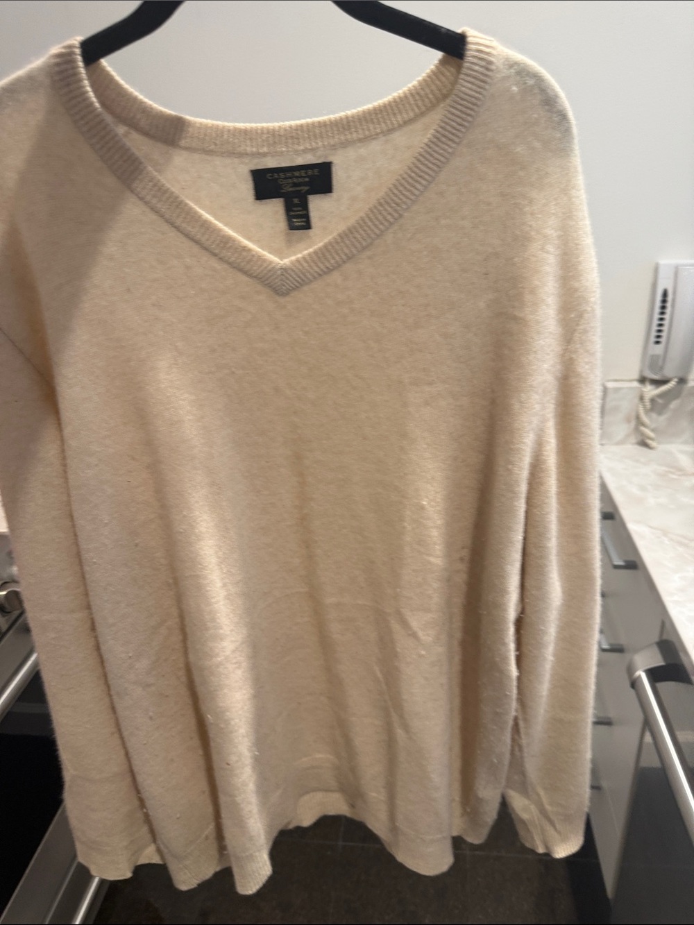 Club Room Cream V-Neck Cashmere Sweater